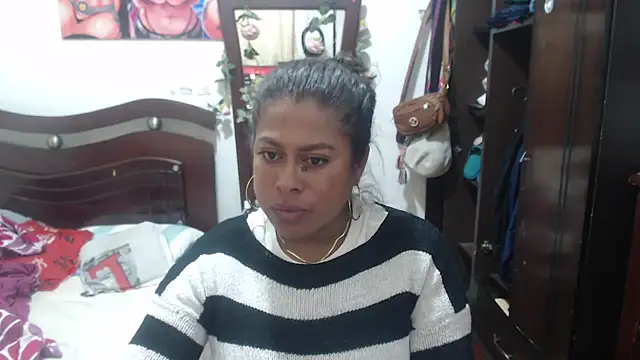 Tu-Reina online show from January 7, 2026, 11:21 pm