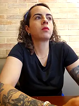 Sairy  online show from November 6, 2025, 9:52 pm