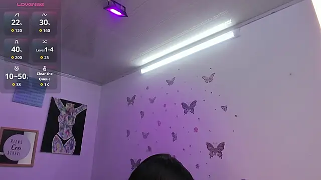 Snapshot of Pretty_Johnson_ chatting on March 19, 2026, 11:32 am Pretty Johnson online show from March 19, 2026, 11:32 am