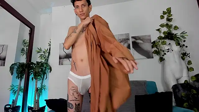 Giotrashy online show from May 4, 2026, 7:28 pm