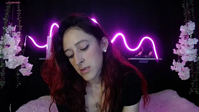 Hairydoll  online show from March 20, 2025, 1:57 am