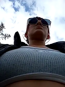 Hairydoll  online show from October 28, 2025, 1:43 pm