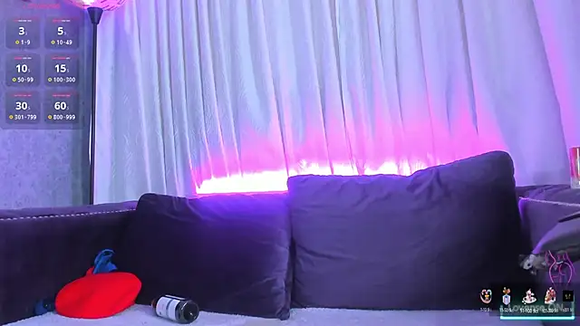 alice kingsley  online show from October 14, 2025, 8:09 pm