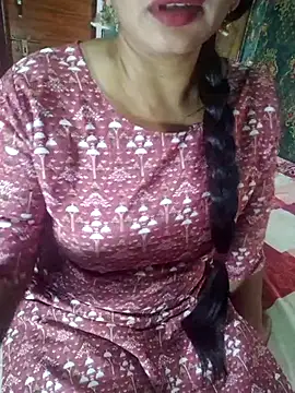 Snapshot of Shalini_telugu09 chatting on March 3, 2026, 9:38 am Shalini telugu09 online show from March 3, 2026, 9:38 am