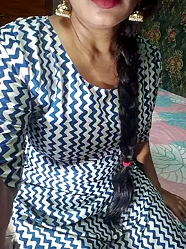 Snapshot of Shalini_telugu09 chatting on February 15, 2026, 6:07 pm Shalini telugu09 online show from February 15, 2026, 6:07 pm