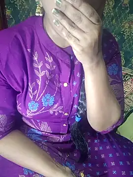 Snapshot of Shalini_telugu09 chatting on February 10, 2026, 3:33 pm Shalini telugu09 online show from February 10, 2026, 3:33 pm