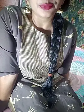 Snapshot of Shalini_telugu09 chatting on February 24, 2026, 8:48 am Shalini telugu09 online show from February 24, 2026, 8:48 am