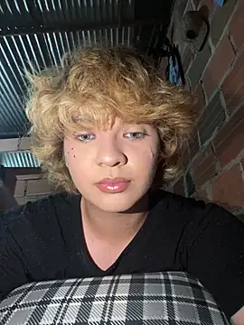 adam angelssss online show from March 22, 2026, 5:10 am