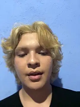 adam angelssss online show from October 3, 2025, 1:42 am