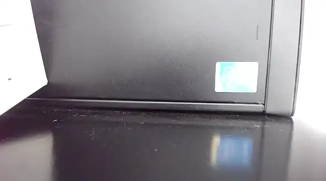 elizabeth swan18 online show from March 18, 2025, 3:55 pm