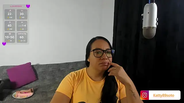 Kattysoto online show from September 12, 2025, 1:39 am