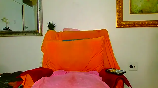 ModelZoee online show from May 30, 2026, 8:14 pm