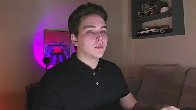 Snapshot of Eric_ether chatting on November 8, 2025, 7:28 pm Eric ether online show from November 8, 2025, 7:28 pm