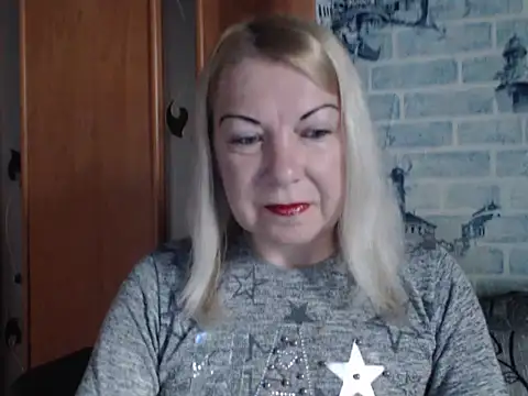 Lillia Ray online show from May 10, 2026, 4:38 am