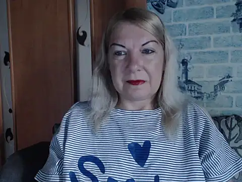 Lillia Ray online show from May 29, 2026, 7:47 am