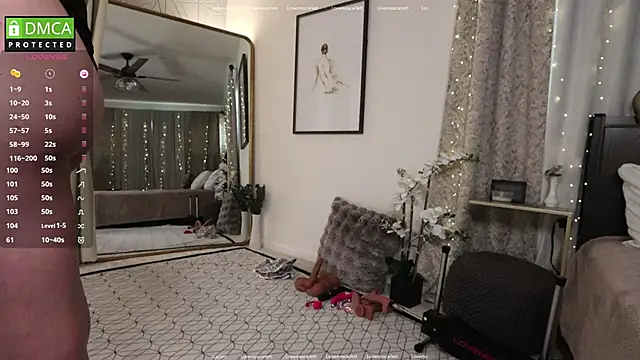 Snapshot of LoveMoScarlett chatting on March 10, 2026, 8:24 pm LoveMoScarlett online show from March 10, 2026, 8:24 pm