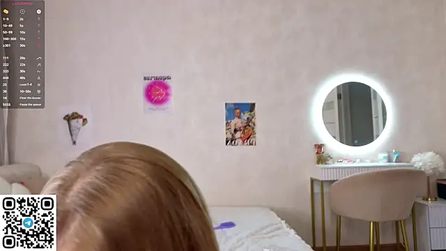 Snapshot of cassiemurr_ chatting on December 17, 2025, 7:57 am cassiemurr online show from December 17, 2025, 7:57 am