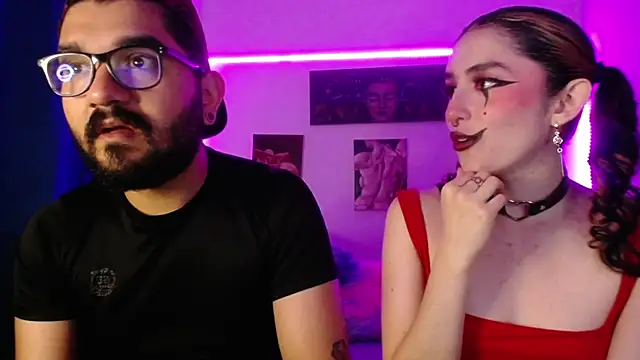 Snapshot of TwinFlamesX chatting on September 18, 2025, 3:59 pm TwinFlamesX online show from September 18, 2025, 3:59 pm