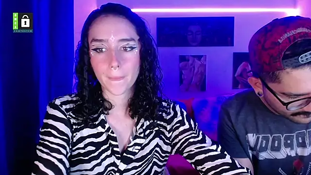 Snapshot of TwinFlamesX chatting on March 20, 2025, 3:13 am TwinFlamesX online show from March 20, 2025, 3:13 am