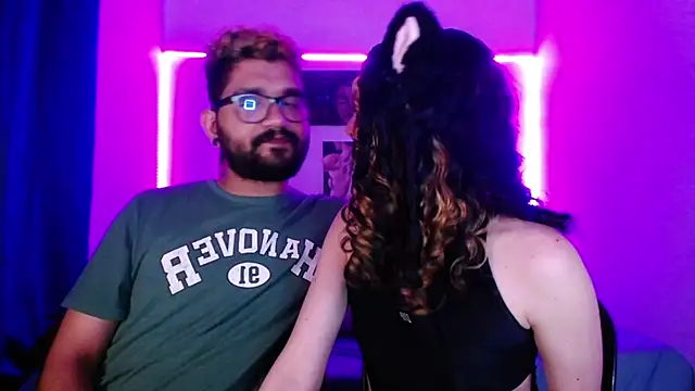 Snapshot of TwinFlamesX chatting on September 16, 2025, 4:35 am TwinFlamesX online show from September 16, 2025, 4:35 am