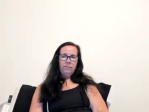 peachgoddess online show from July 21, 2026, 2:36 am