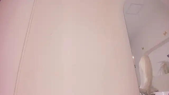 Hot valerygh online show from January 8, 2026, 8:04 pm