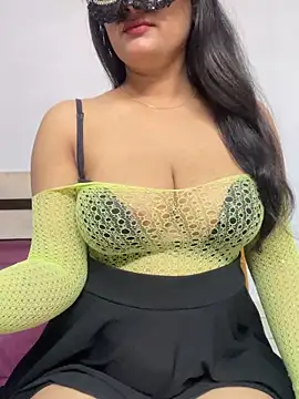 Snapshot of jhanvi_boo chatting on June 11, 2026, 1:30 pm jhanvi boo online show from June 11, 2026, 1:30 pm
