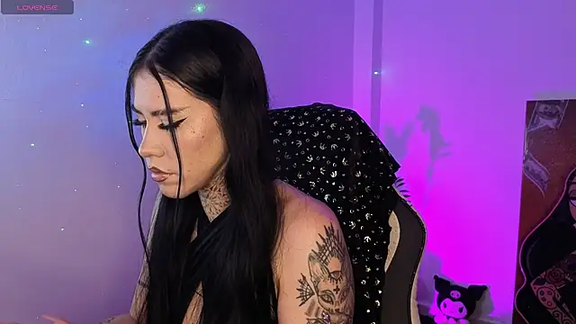 AnfisaLetyagho online show from November 13, 2025, 11:08 pm