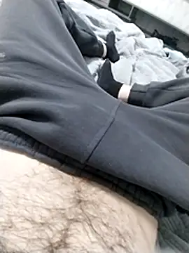 Snapshot of MaksDzubaV chatting on January 7, 2026, 10:04 pm MaksDzubaV online show from January 7, 2026, 10:04 pm