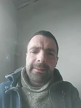 Snapshot of MaksDzubaV chatting on March 15, 2025, 1:18 pm MaksDzubaV online show from March 15, 2025, 1:18 pm