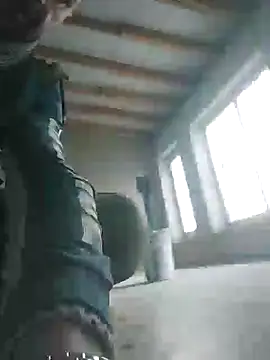 Snapshot of MaksDzubaV chatting on March 17, 2025, 11:10 am MaksDzubaV online show from March 17, 2025, 11:10 am