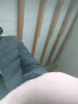 Snapshot of MaksDzubaV chatting on March 19, 2025, 6:14 am MaksDzubaV online show from March 19, 2025, 6:14 am