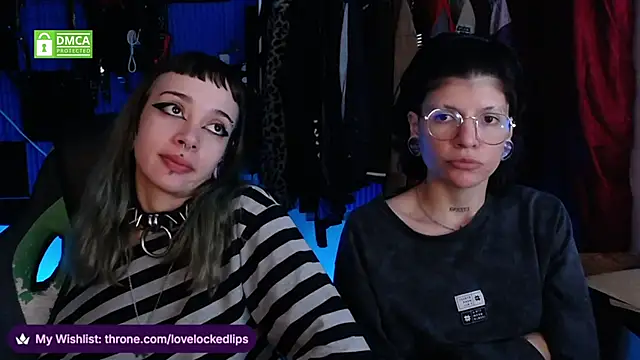 lovelockedlips online show from June 7, 2026, 12:49 am