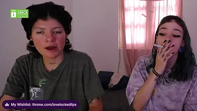 lovelockedlips online show from March 20, 2026, 6:31 pm