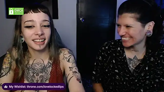 lovelockedlips online show from June 20, 2026, 4:12 pm