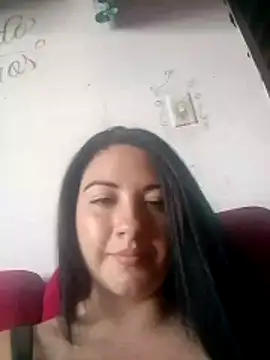 melisamoon  online show from April 4, 2026, 6:47 pm