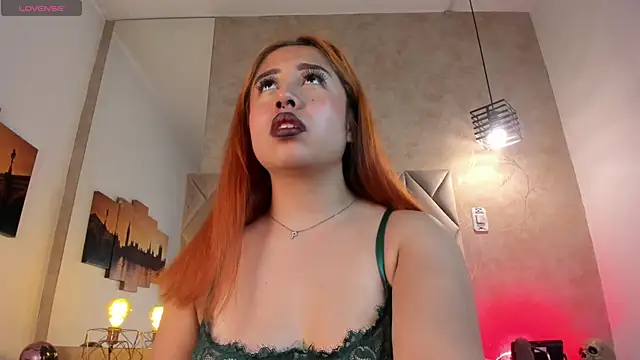 kailinmoonx online show from June 3, 2026, 12:28 pm