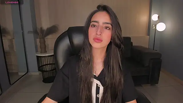 LarisaSmirnov online show from September 15, 2025, 1:06 am