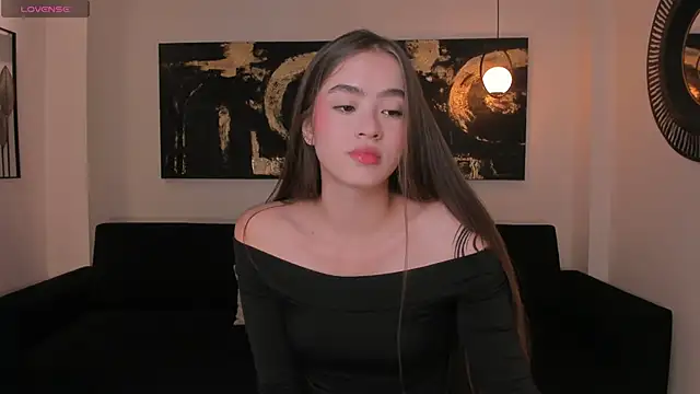 MaiaCollins online show from January 9, 2026, 6:59 pm