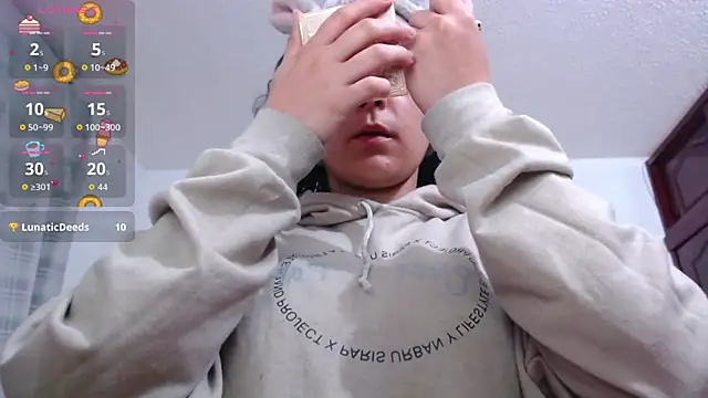 xx chloesex online show from January 12, 2026, 3:24 am