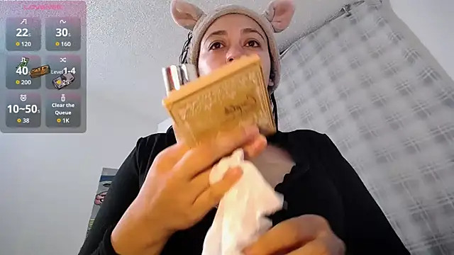 xx chloesex online show from September 30, 2025, 1:11 am