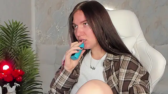 babyisperfect online show from September 12, 2025, 5:07 am