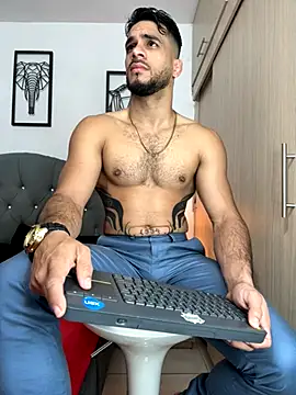 Maximiliano ford online show from October 3, 2025, 10:39 am