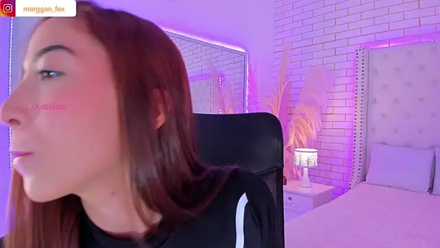 Morggan Fox  online show from September 9, 2025, 2:10 am