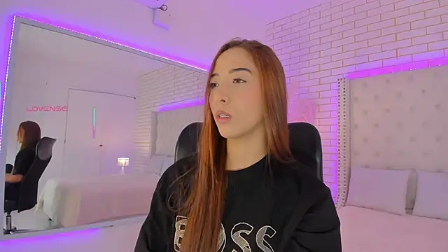 Morggan Fox  online show from September 26, 2025, 4:41 am