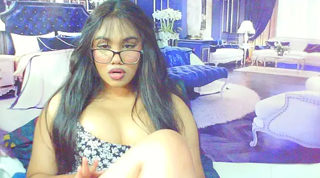 IndianSexyDiva online show from March 18, 2025, 12:39 pm