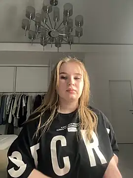 Amy Sky  online show from March 19, 2025, 4:02 pm