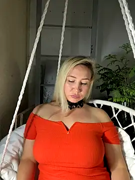 Snapshot of Nikusia chatting on September 26, 2025, 4:14 pm Nikusia online show from September 26, 2025, 4:14 pm