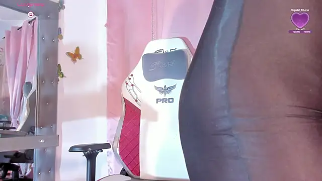 Snapshot of ally_sun__ chatting on March 3, 2026, 1:51 pm ally sun online show from March 3, 2026, 1:51 pm