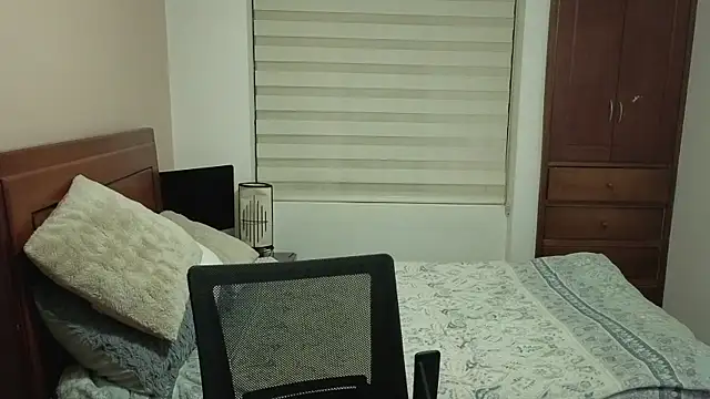 hardaftercum online show from June 7, 2026, 3:34 am